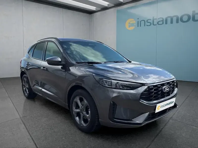 Gebraucht Ford Kuga ST-Line 186 PS (136 kW) 2025 Grau SUV