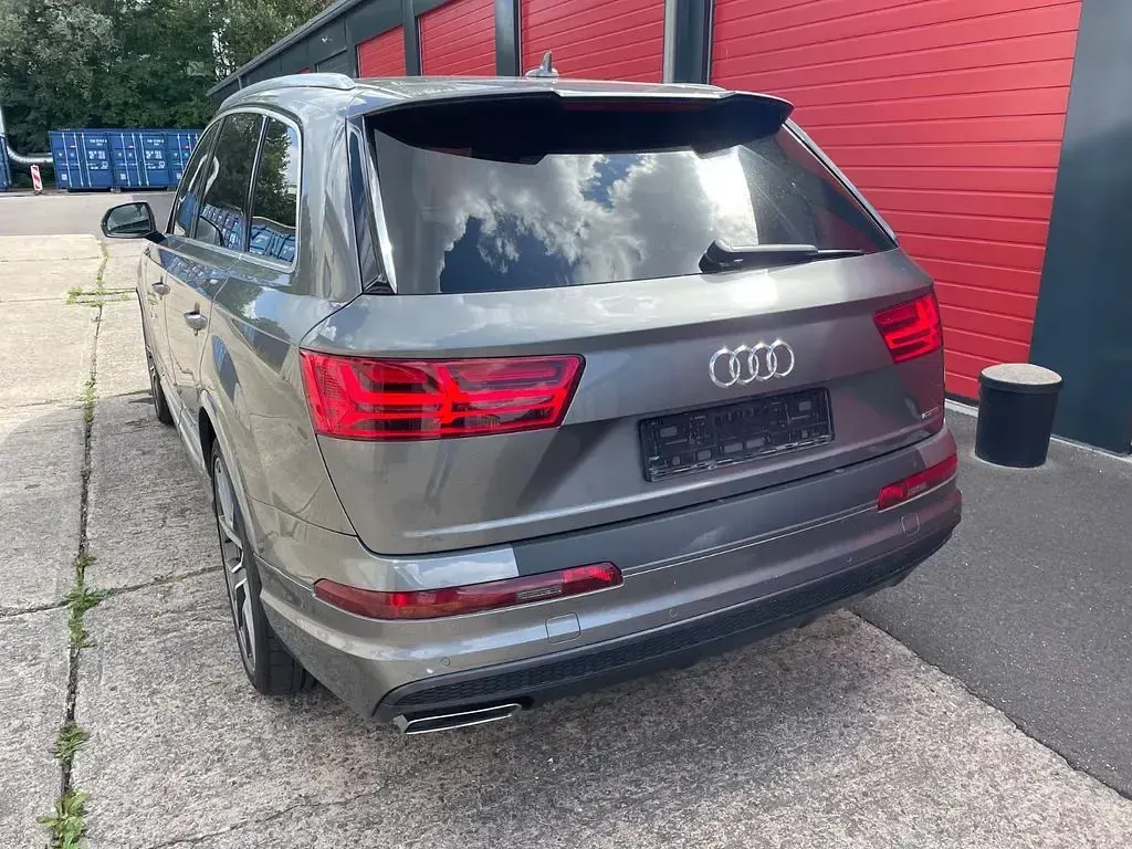 Gebraucht Audi Q7 S-Line 218 PS (160 kW) 2017 Grau SUV
