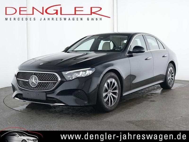 Schwarz Gebraucht 2024 Mercedes E200 Advanced Limousine | 43.890 € (Superpreis) - Bild 1/4