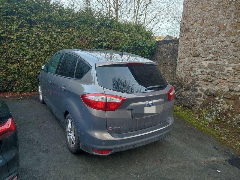 Gebraucht Ford C-MAX Trend 140 PS (102 kW) 2014 Braun Van / Kleinbus