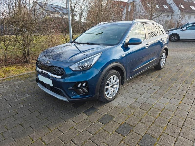 Blau Gebraucht 2020 Kia Niro Vision SUV | 15.000 € (Guter Preis) - Bild 1/4