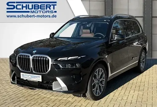 Neu BMW X7 Comfort Edition 352 PS (258 kW) 2026 Schwarz SUV