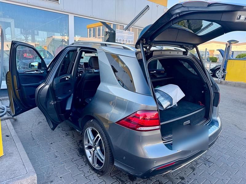 Gebraucht Mercedes GLE500 AMG line 442 PS (325 kW) 2017 Grau SUV