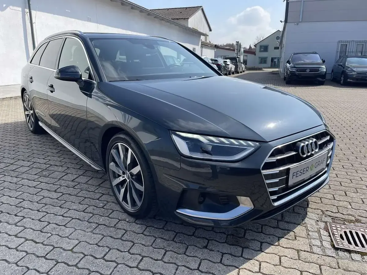 Gebraucht Audi A4 Ambiente 204 PS (150 kW) 2023 Manhattangrau metallic Kombi