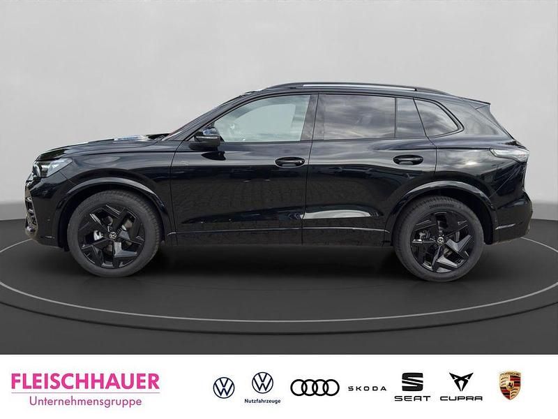 Neu VW Tiguan R-line 193 PS (141 kW) 2025 Schwarz SUV
