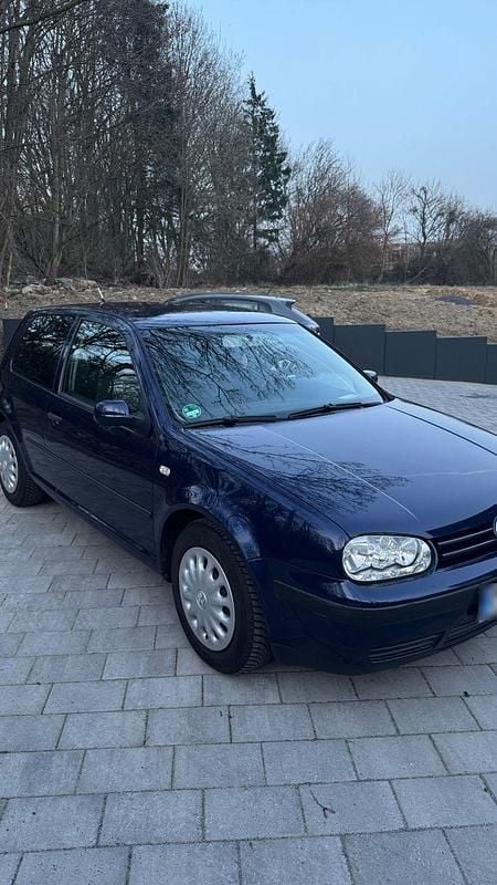 Gebraucht VW Golf IV 75 PS (55 kW) 2003 Blau Kleinwagen