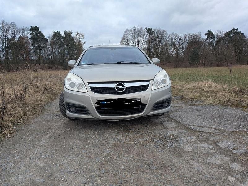 Gebraucht Opel Vectra 120 PS (88 kW) 2008 Beige Limousine