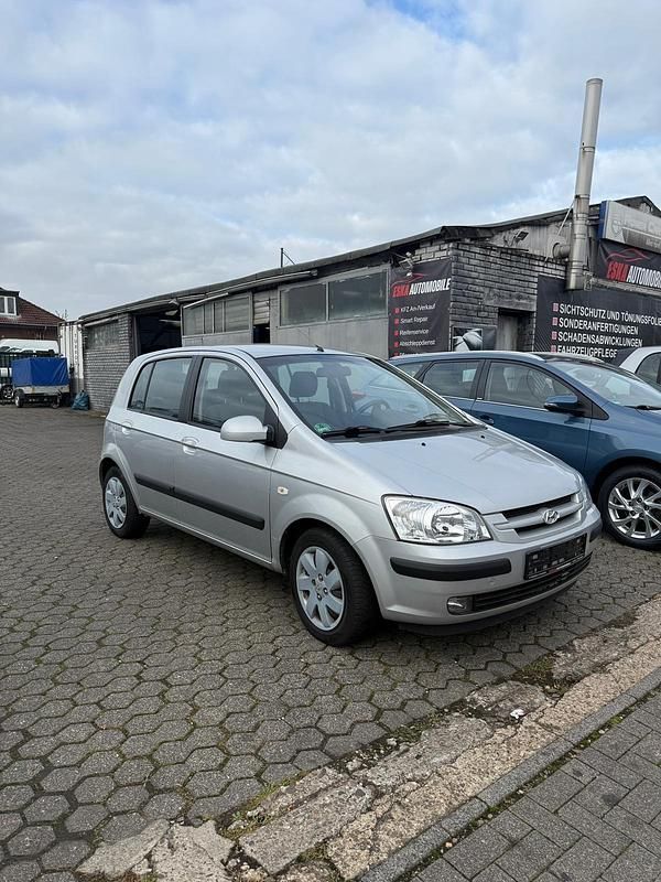 Gebraucht Hyundai Getz 85 PS (62 kW) 2005 Silber Kleinwagen