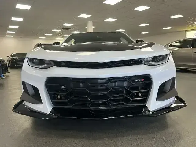 Gebraucht Chevrolet Camaro ZL1 461 PS (339 kW) 2022 Weiß Cabrio