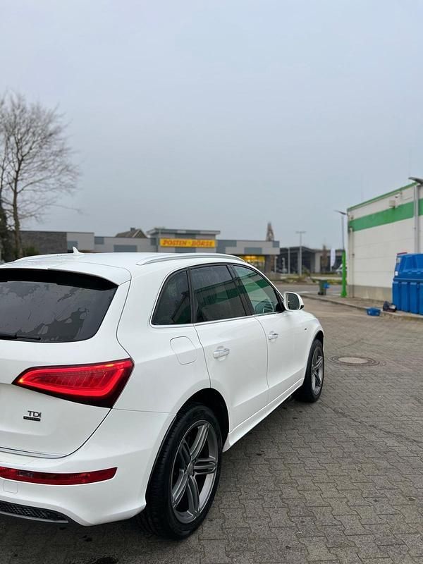 Gebraucht Audi Q5 190 PS (139 kW) 2015 Weiß SUV