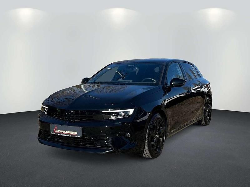 Gebraucht Opel Astra 131 PS (96 kW) 2024 Schwarz (metallic) Limousine