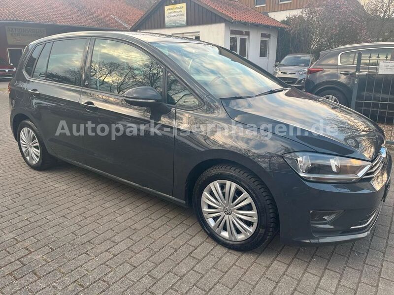 Grau Gebraucht 2017 VW Golf Sportsvan Sound Van / Kleinbus | 8.299 € (Superpreis) - Bild 1/4