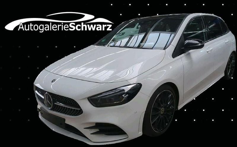 Weiß Gebraucht 2022 Mercedes B220 AMG Van / Kleinbus | 25.490 € (Guter Preis) - Bild 1/3