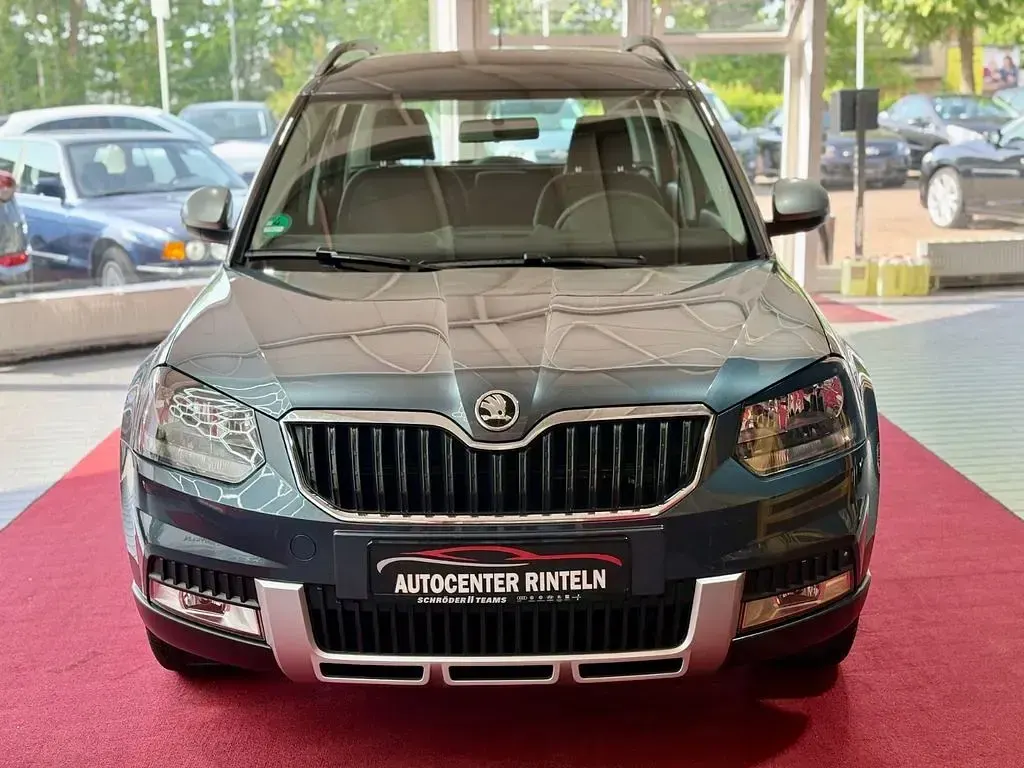 Gebraucht Skoda Yeti Active 105 PS (77 kW) 2015 Grau SUV