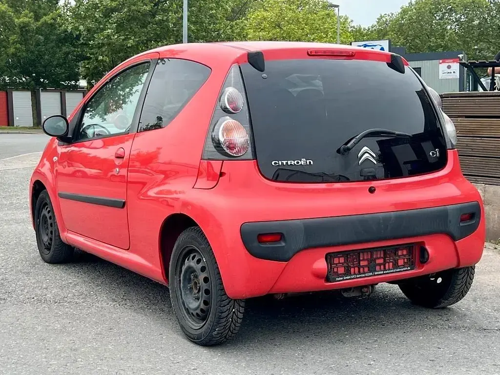 Gebraucht Citroën C1 SELECTION 68 PS (50 kW) 2013 Rot Kleinwagen