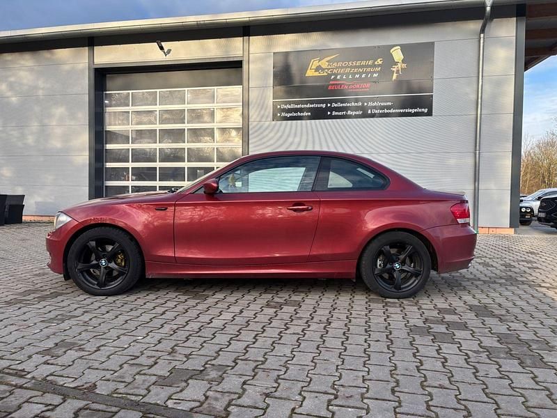 Gebraucht BMW 120 Coupé 177 PS (130 kW) 2008 Rot Coupé
