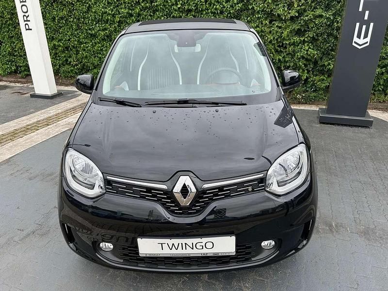 Gebraucht Renault Twingo 60 kW (82 PS) 2024 Black pearlschwarz metallic Kleinwagen