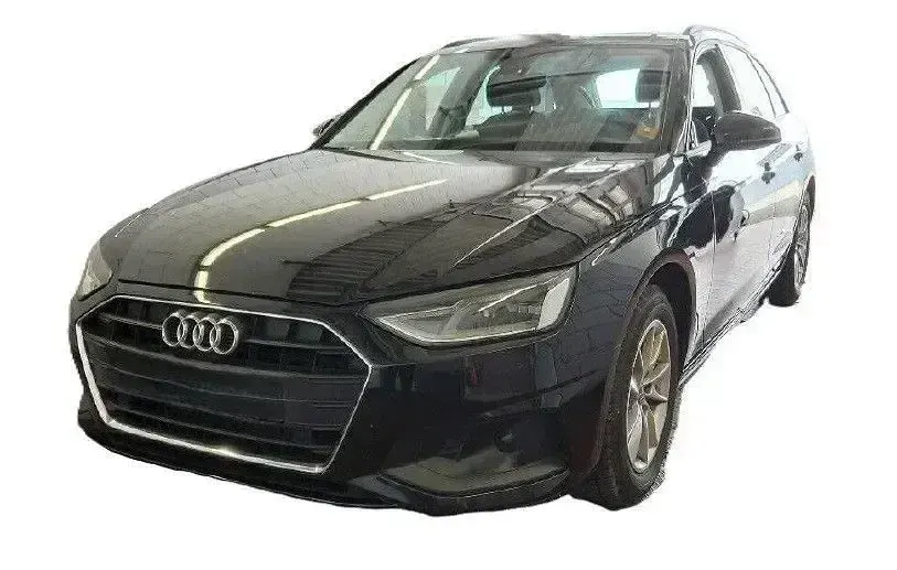 Gebraucht Audi A4 Ambiente 163 PS (119 kW) 2023 Schwarz Kombi
