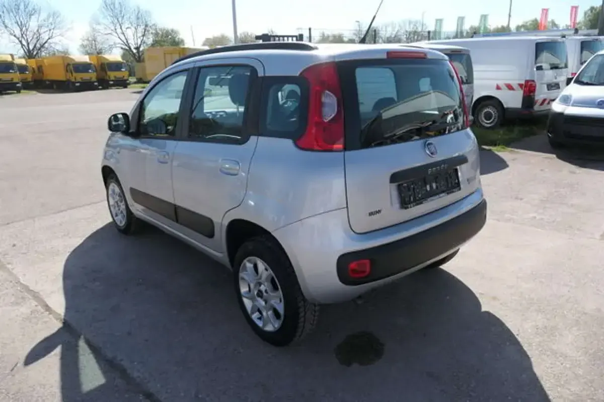 Gebraucht Fiat Panda 86 PS (63 kW) 2013 Colore esterno (argento grau) Kleinwagen