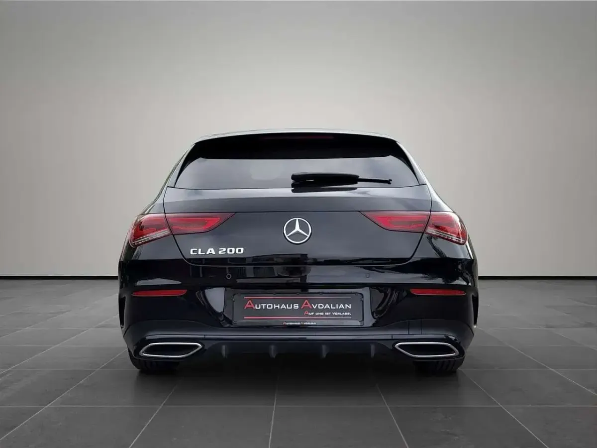 Gebraucht Mercedes CLA200 AMG line 163 PS (119 kW) 2021 Kosmosschwarz Kombi
