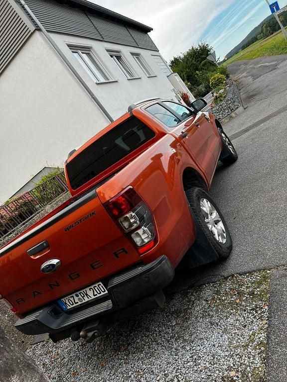 Gebraucht Ford Ranger Wildtrack 200 PS (147 kW) 2012 Orange Pickup