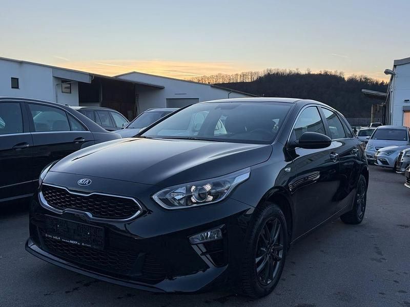 Gebraucht Kia Ceed Vision 160 PS (117 kW) 2021 Schwarz Kleinwagen