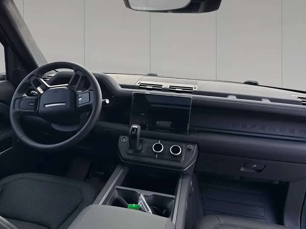 Gebraucht Land Rover Defender SE Dynamic 304 PS (223 kW) 2026 Tasman blue SUV