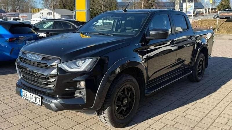 Gebraucht Isuzu D-Max 163 PS (119 kW) 2024 Schwarz SUV