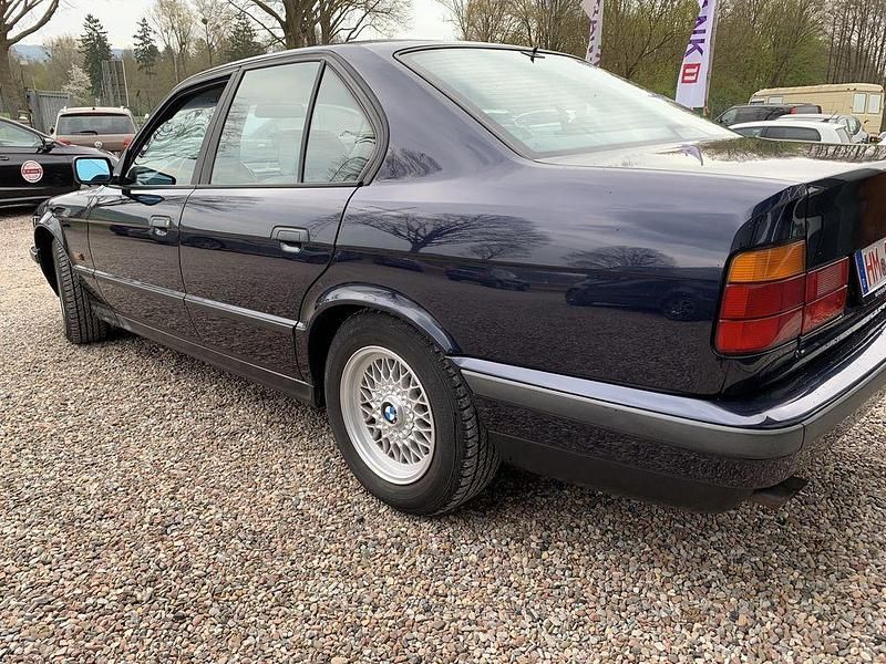 Gebraucht BMW 525 Executive 192 PS (141 kW) 1995 Blau Limousine