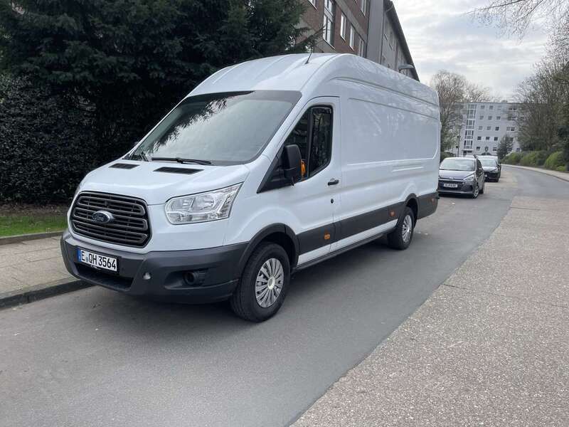 Weiß Gebraucht 2016 Ford Transit Van | 10.350 € (Fairer Preis) - Bild 1/4