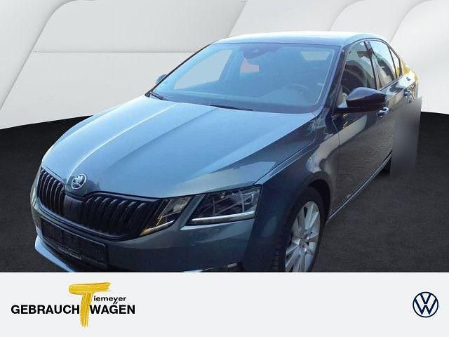 Grau Gebraucht 2019 Skoda Octavia Style Limousine | 21.870 € - Bild 1/4