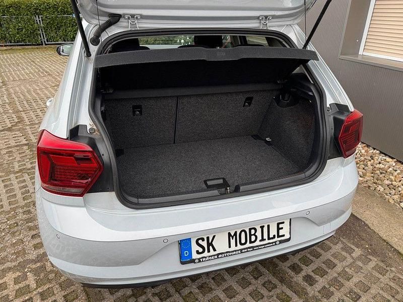 Gebraucht VW Polo Beats 80 PS (58 kW) 2019 Silber Limousine