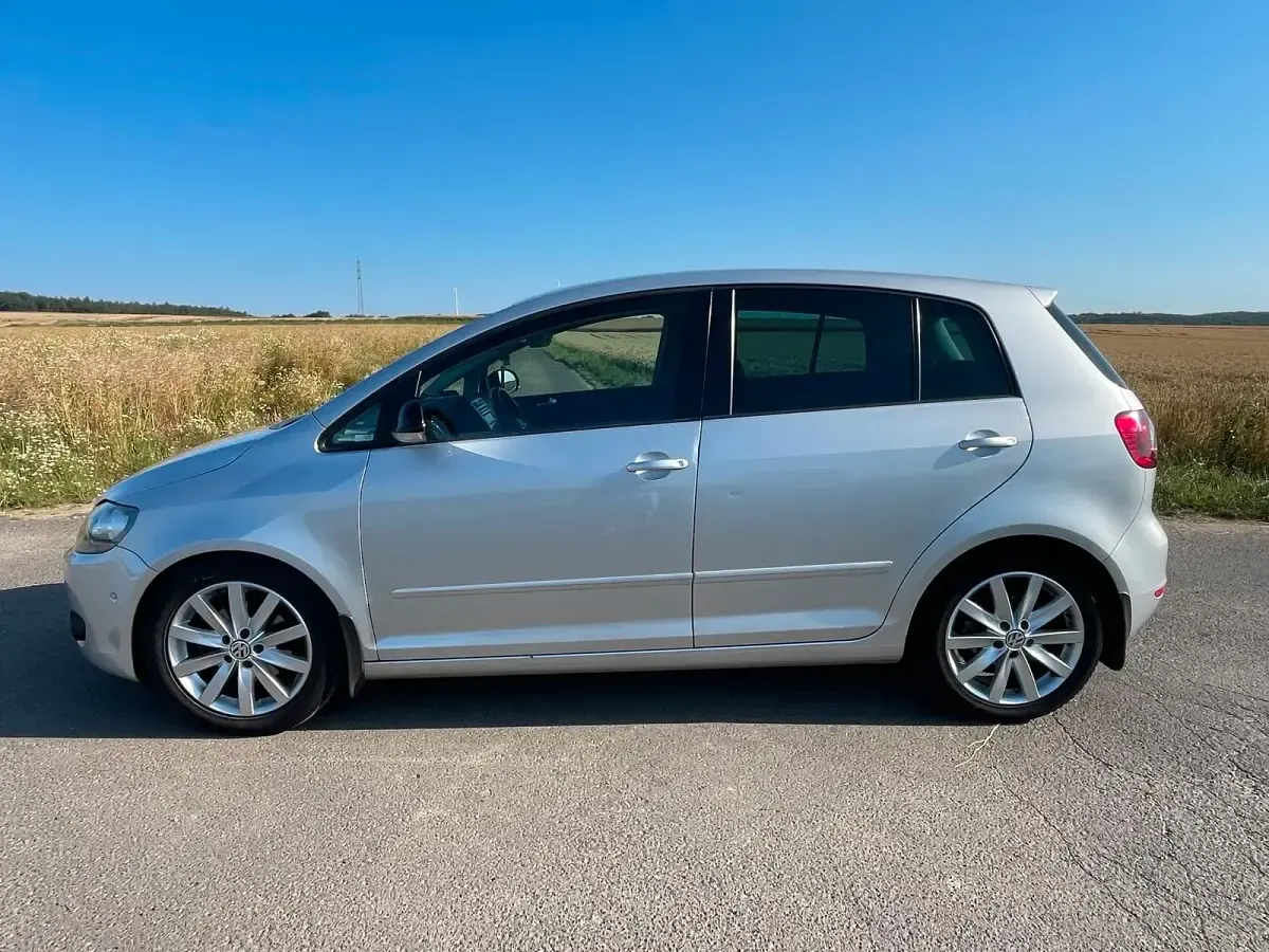 Gebraucht VW Golf Plus Cross 105 PS (77 kW) 2012 Silber Van / Kleinbus