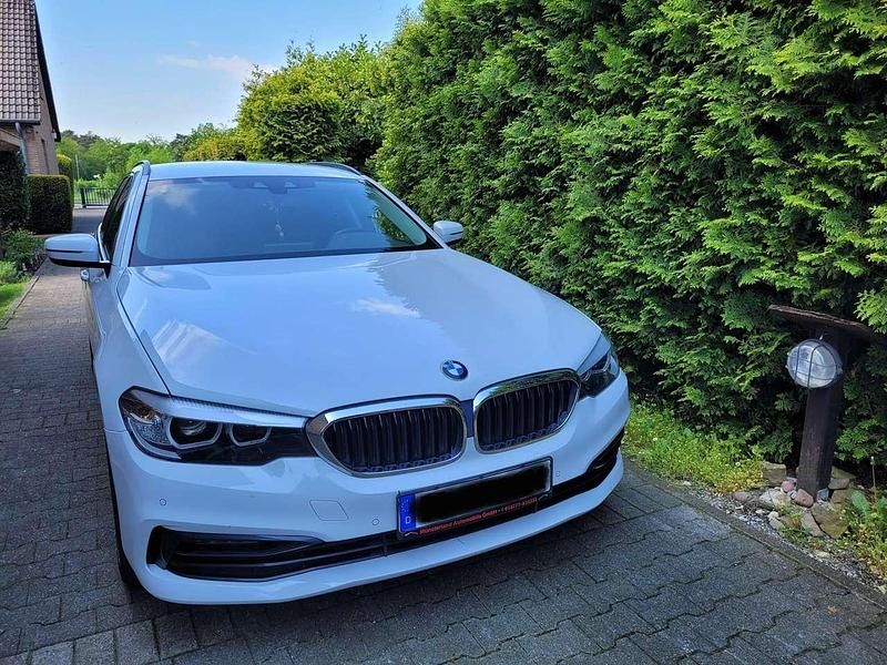 Gebraucht 2019 BMW 520 Sport Line Kombi | 18.400 € (Superpreis) - Bild 1/4
