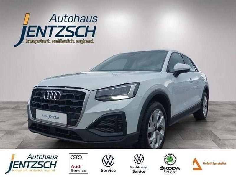 Gebraucht Audi Q2 Advanced 150 PS (110 kW) 2022 Gletscherweiß metallic SUV