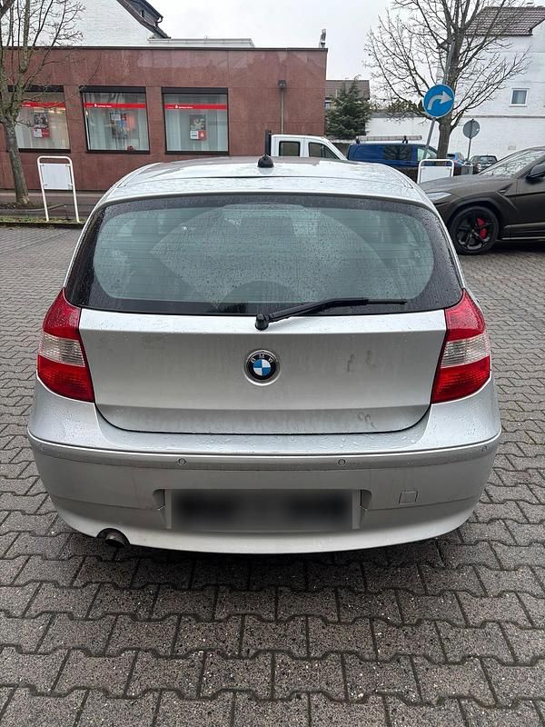 Gebraucht BMW 116 116 PS (85 kW) 2006 Silber Kleinwagen