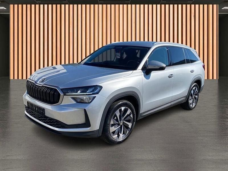 Gebraucht Skoda Kodiaq Selection 150 PS (110 kW) 2024 Brillantsilber SUV