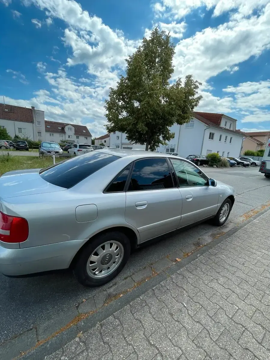 Gebraucht Audi A4 101 PS (74 kW) 2000 Grau Limousine