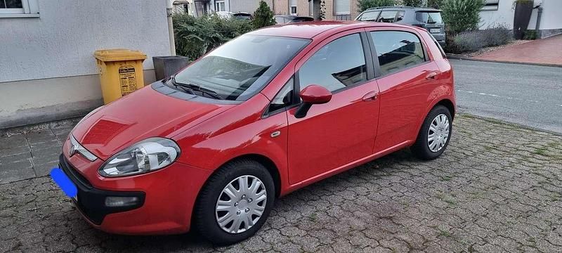 Gebraucht 2010 Fiat Punto Evo Racing Kleinwagen | 3.300 € (Fairer Preis) - Bild 1/4