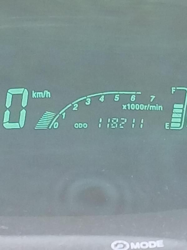 Gebraucht Toyota Yaris 85 PS (62 kW) 2004 Grau Limousine