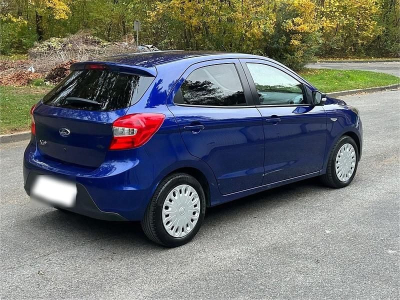 Gebraucht Ford Ka Plus 86 PS (63 kW) 2018 Blau Kleinwagen