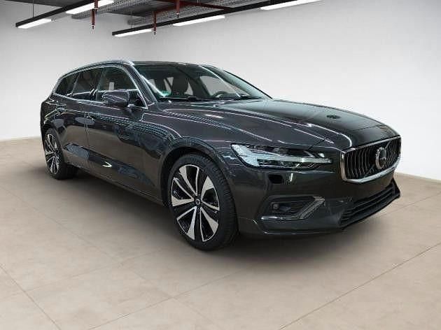 Gebraucht Volvo V60 Plus 197 PS (144 kW) 2023 Grau Kombi