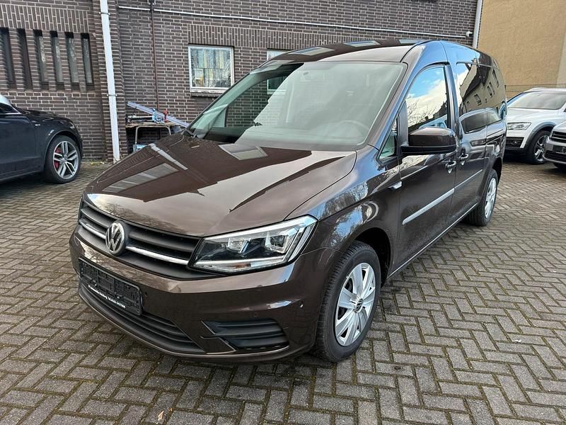 Gebraucht VW Caddy 122 PS (89 kW) 2019 Braun Van / Kleinbus