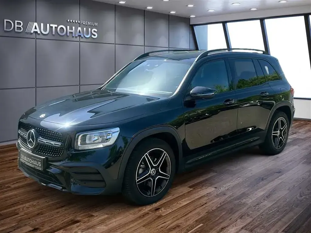 Gebraucht Mercedes GLB200 AMG line 163 PS (119 kW) 2023 SUV