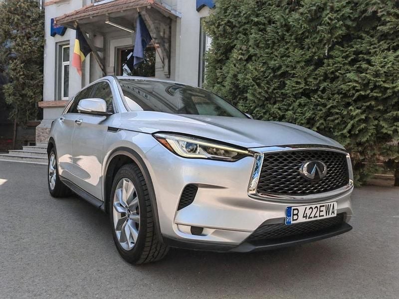 Silber Gebraucht 2020 Infiniti QX50 SUV | 26.500 € - Bild 1/4