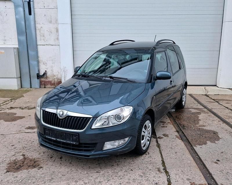 Gebraucht Skoda Roomster 105 PS (77 kW) 2014 Grau Van / Kleinbus
