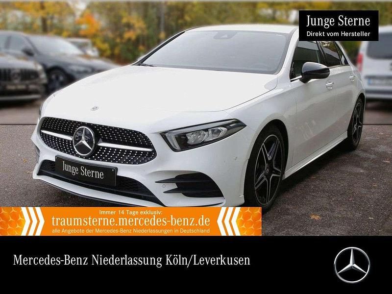 Weiß Gebraucht 2022 Mercedes A250 AMG Limousine | 29.990 € (Guter Preis) - Bild 1/3