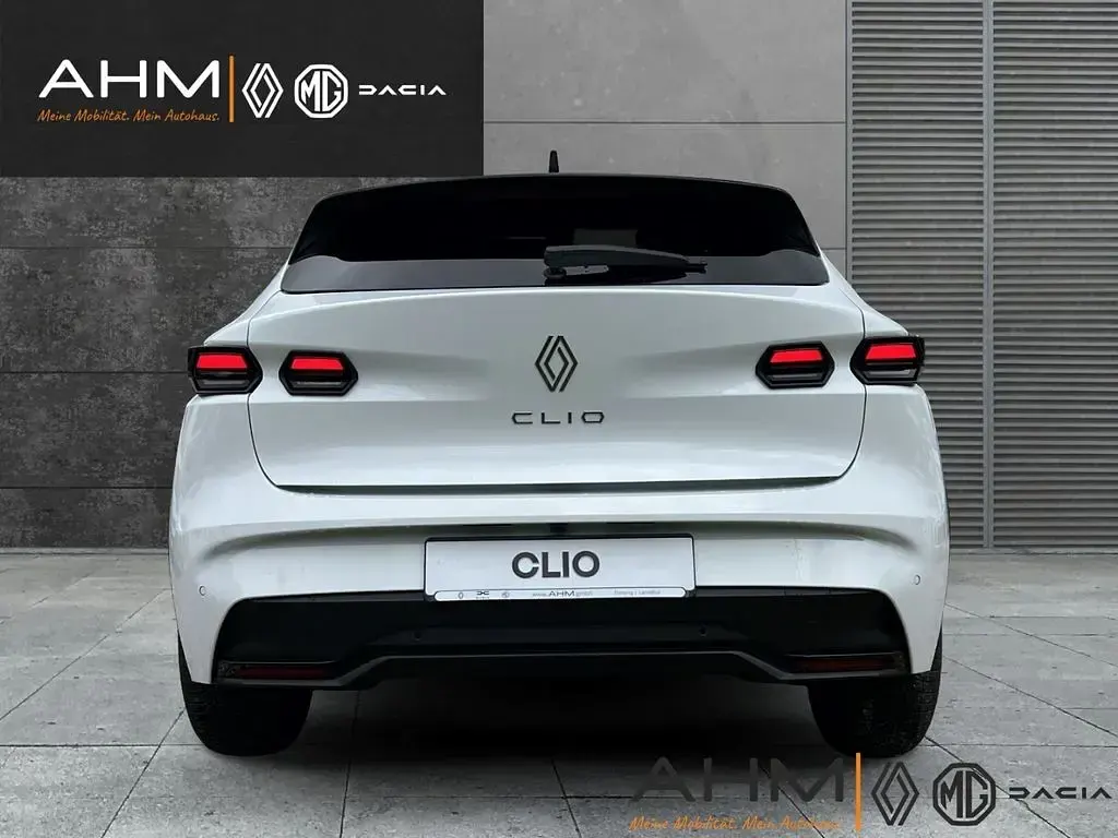 Ny Renault Clio V Techno 114 HK (83 kW) 2026 Vit Sedan