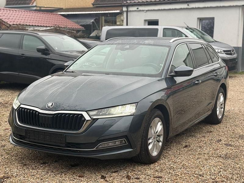 Gebraucht Skoda Octavia Ambition 116 PS (85 kW) 2021 Grau Kombi