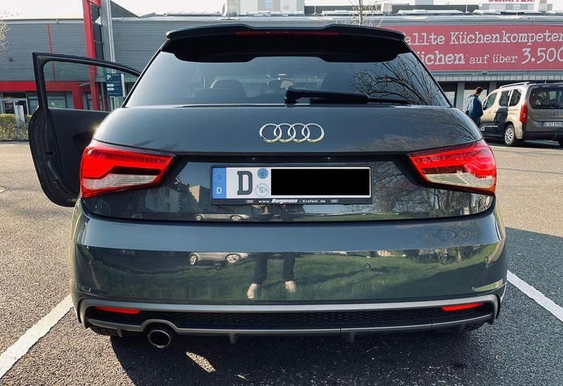 Gebraucht Audi A1 S-Line 95 PS (69 kW) 2017 Grau Kleinwagen